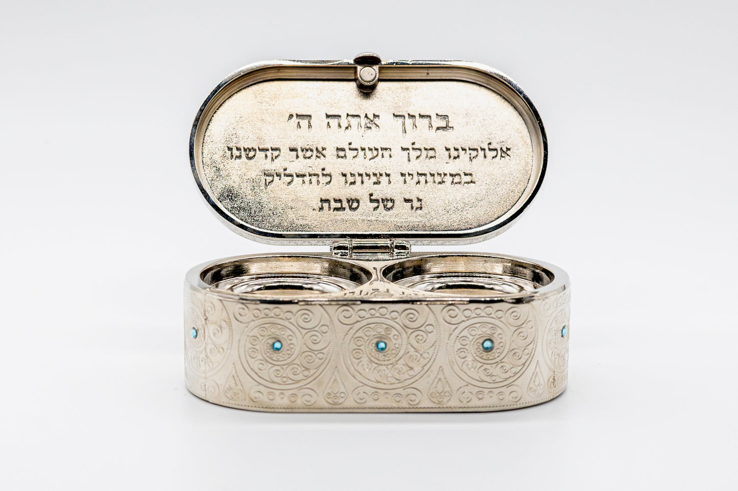 פמוטי שבת לטיולים בעיצוב פרחוני מעוטר